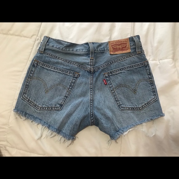 Mid Rise Levi Shorts - Picture 2 of 2